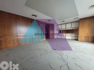 Showroom 4 rent Rmeil / Beirut,Prime location - صالة عرض للإيجار