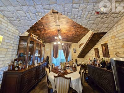 Kleiaat 250m2 | 30m2 Studio | Furnished | Decorated | View | DA |