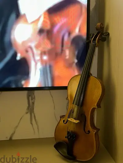كمان ايطالي  للمحترفين قديم صوت رائع جدا violin