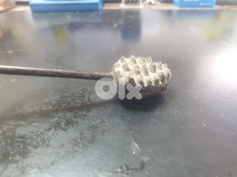 candle snuffer 1