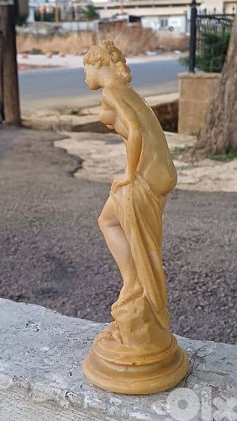 antique 4