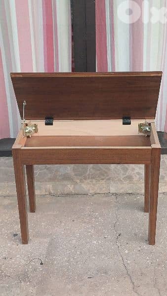 antique 6