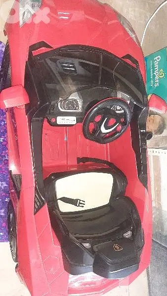 Electric kids car red very good condition