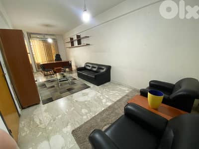 Furnished office for rent in rabieh مكتب مفروش للإيجار في الرابية