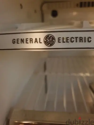 General Electric fridge 26 ft.