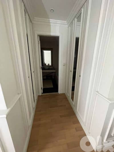 ONE BEDROOM APARTMENT IN DOWNTOWN PRIME / HUGE TERRACE , (BT-988)