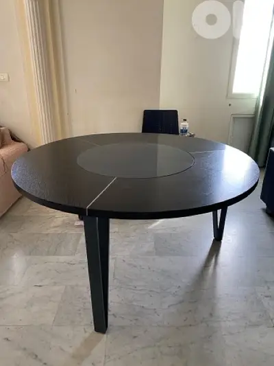 rounded table