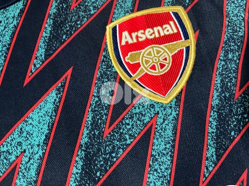 arsenal bergkamp 10 limited edition adidas third  jersey 3
