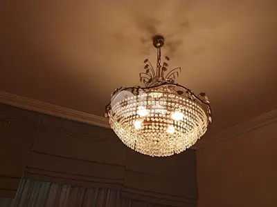 ثريا. .