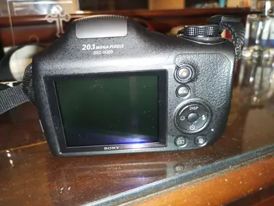 Sony camera DCS-H300 Sony camera DCS-H300