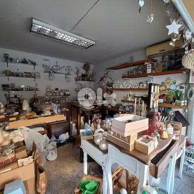 Small Warehouse in Jal el Dib for rent   نستودع صغير في جل الديب للإيج