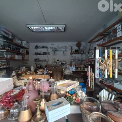 Small Warehouse in Jal el Dib for rent   نستودع صغير في جل الديب للإيج