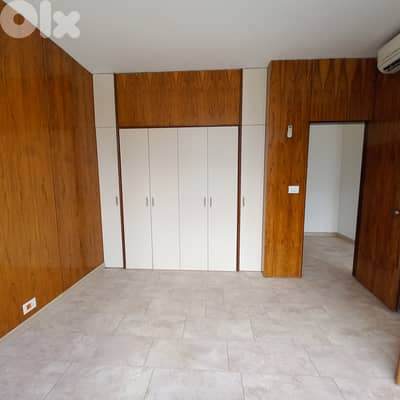Office on the marine road in Jal el Dib for rent