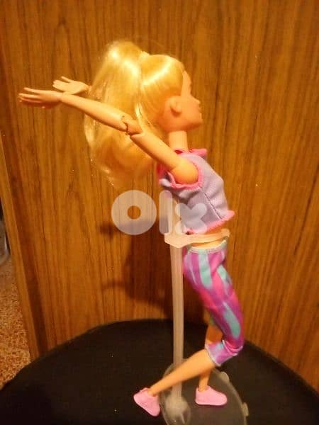 Barbie MADE TO MOVE 22 Joints Mattel2020 Great doll in her own wear=28 12