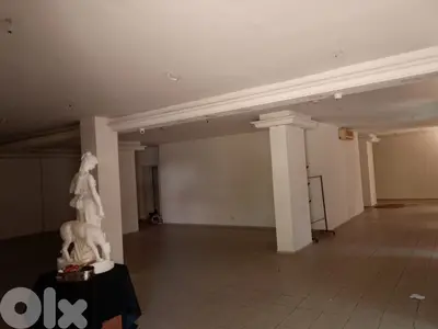 Prime Location Showroom For Rent In Hazmieh صالة للايجار الحازمية