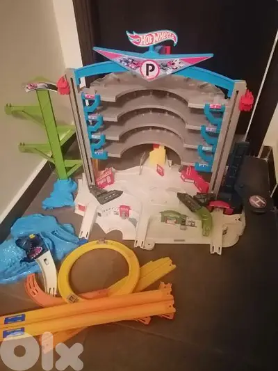 hot wheels parking