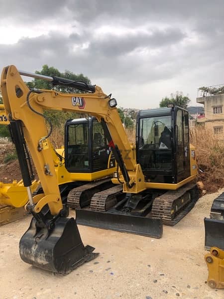 NEW ARRIAVAL EXCAVATORS 6