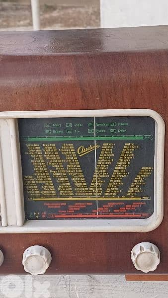antique 9
