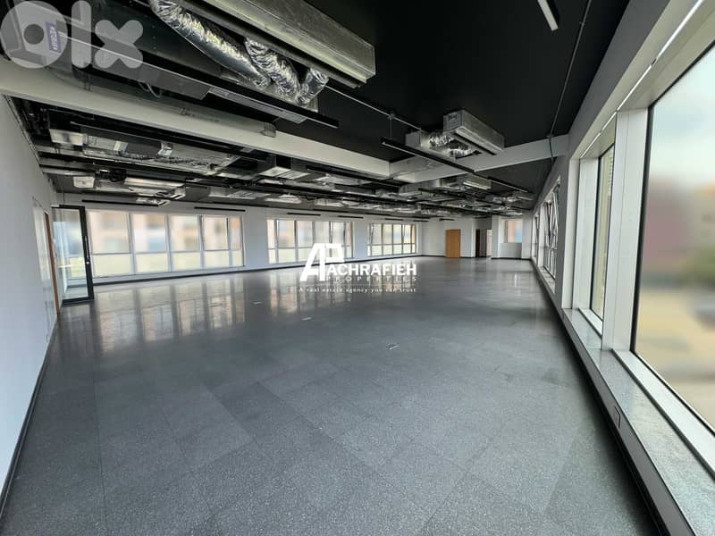 2,210 SQM - Building For Rent in Achrafieh 4