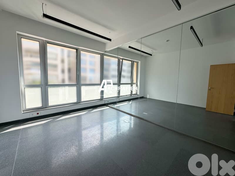 2,210 SQM - Building For Rent in Achrafieh 8