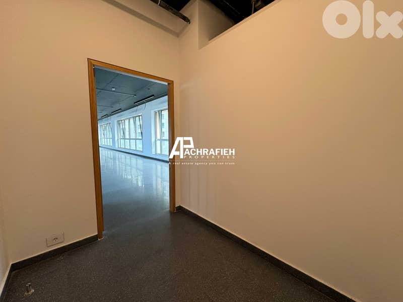 2,210 SQM - Building For Rent in Achrafieh 15