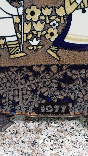 antique 7
