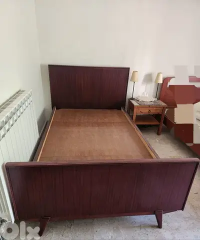 Single bed