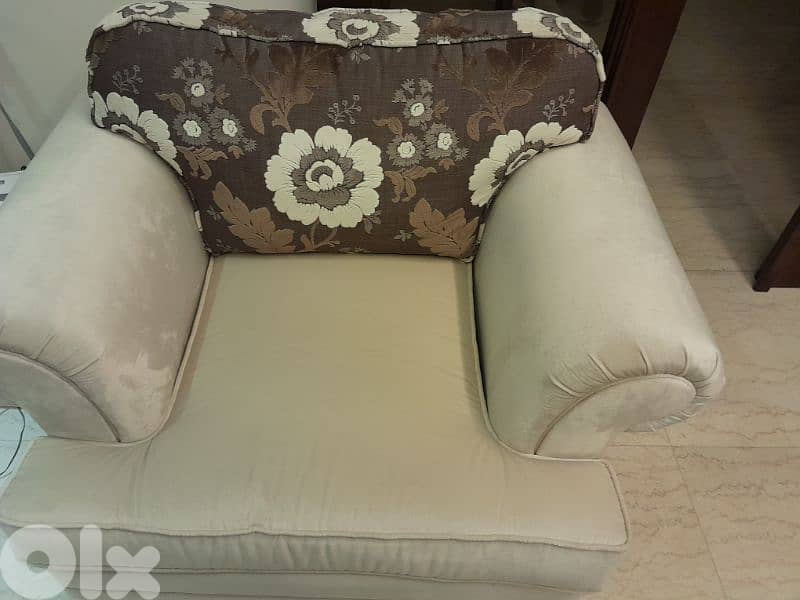 salon 4 pieces 3