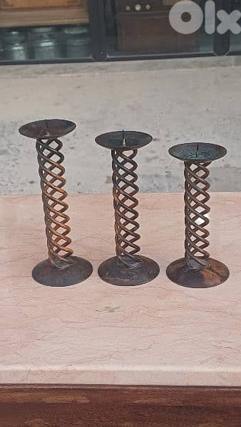 antique 0