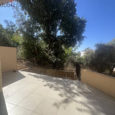 Apartment for sale in Mazraat Yachouh شقة للبيع في مزرعة يشوع