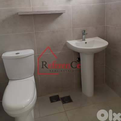 Apartment with view in Betchay شقة مطلة على البحر في بيتشاي