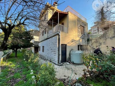 Stone villa with large garden for restaurant and events guest house