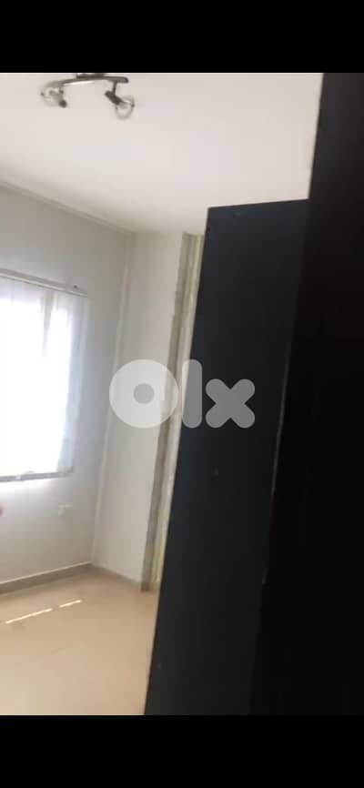 Office 150m for rent prime location in Jdeideh main upper road Rf#6368