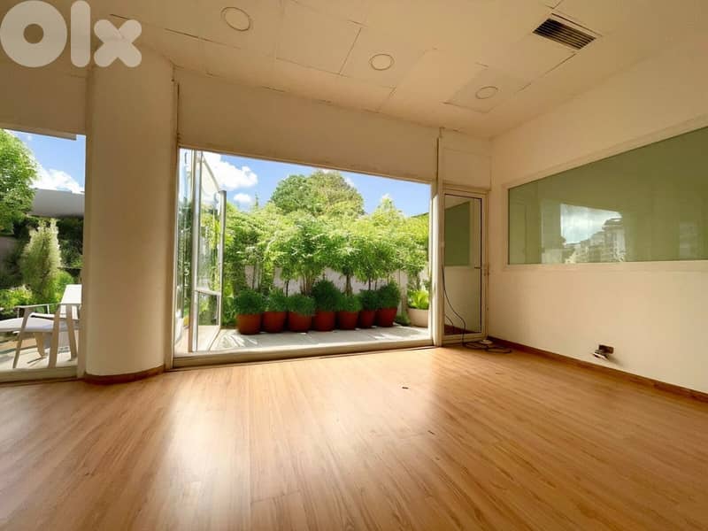 RAO26-4904 Office 325 m2 for rent in Sin l Fil, $ 2,500 cash 0
