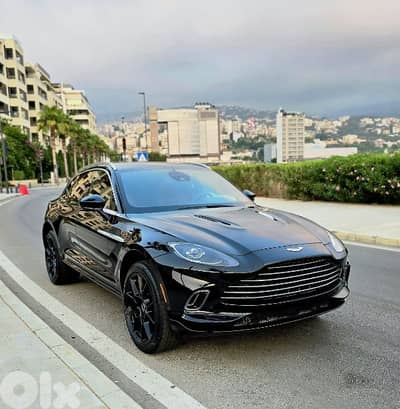 Aston Martin DBX 2021 4000 MILES ONLY !!!!!!