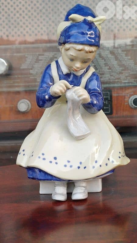 antique 3
