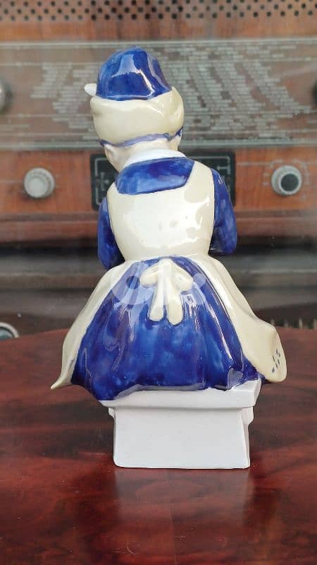 antique 5