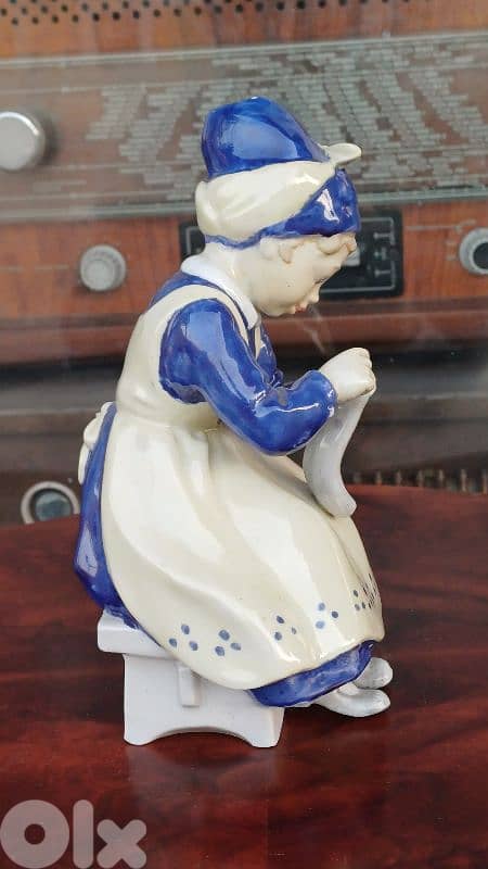antique 6