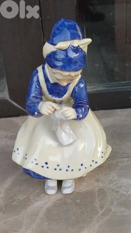 antique 7