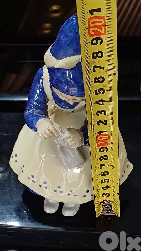 antique 12