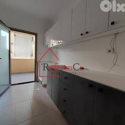 Prime location apartment for sale in Zalka شقة موقع مميز  في الزلقا