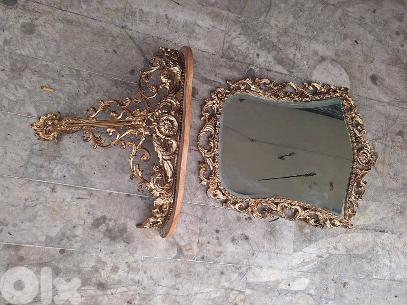 كونسول نحاس مميز انتيك وجه رخام مع ٢ تعاليق انتيك قديم 1
