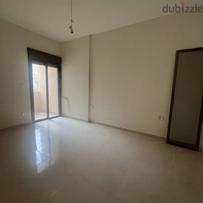 Apartment for sale in Mazraat Yachouh شقة للبيع في مزرعة يشوع