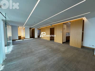 Office for Rent In Achrafieh - مكتب للإجار في الأشرفية