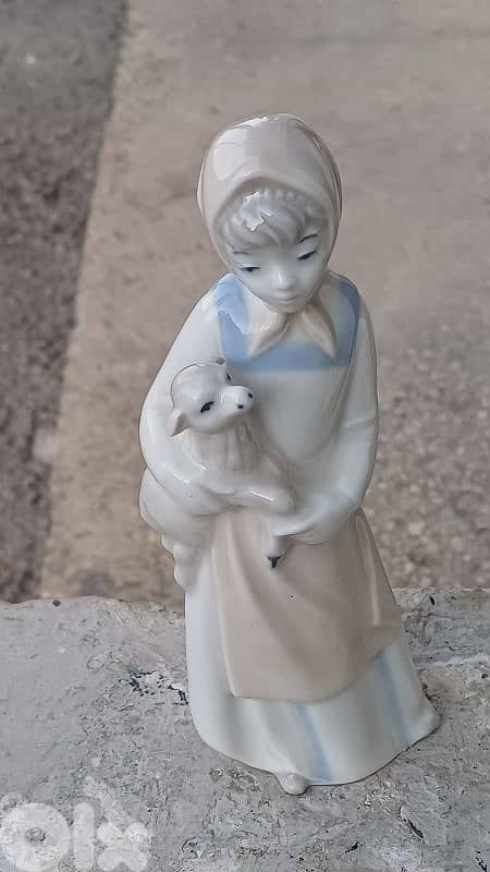 antique 6