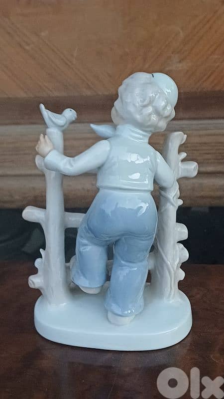antique 9