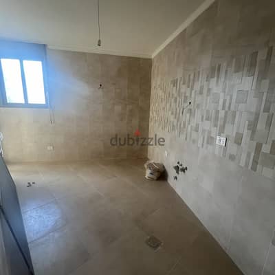 Apartment for sale in Mazraat Yachouh شقة للبيع في مزرعة يشوع