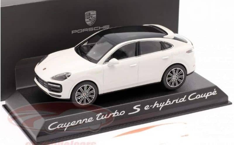 Cayenne Turbo S e-hybrid Coupe diecast car model 1;43 0
