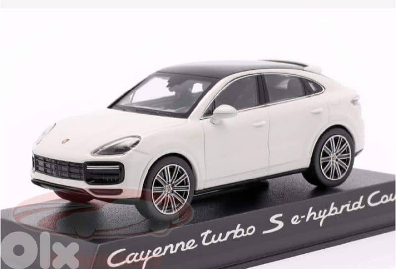 Cayenne Turbo S e-hybrid Coupe diecast car model 1;43 1