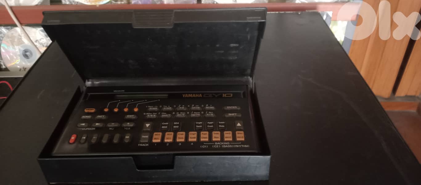 Qy 10 yamaha 1